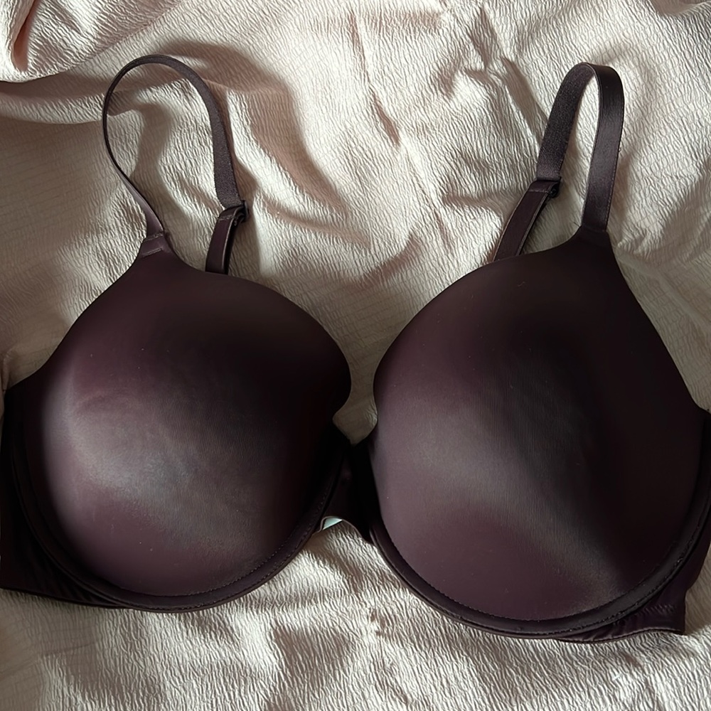 VS PINK Wear Everywhere Lightly Lined Bra. Sz 38DD. NWOT